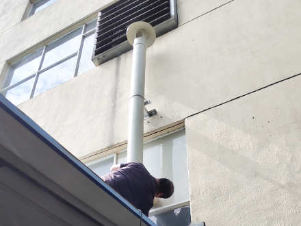 酸霧排放煙囪圖