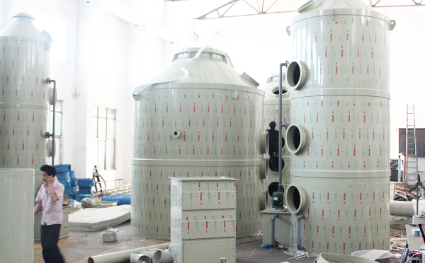 泛普環保PP堿洗塔加工圖